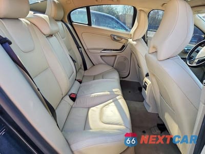 Zdjęcie 10 z 12 samochodu: 2013 VOLVO S60 T5 VIN:YV1612FS7D1216322 - miniatura