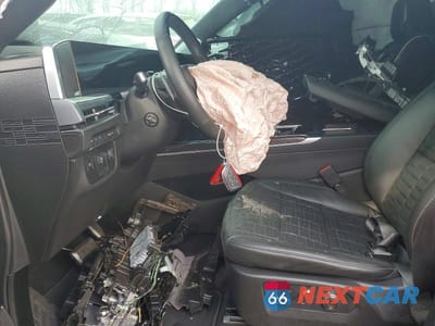 Zdjęcie 7 z 13 samochodu: 2025 CADILLAC ESCALADE V VIN:1GYS9HR9XSR386451 - miniatura