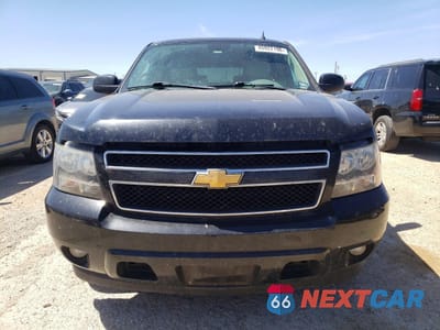 Piąte zdjęcie samochodu w środku: 2012 CHEVROLET SUBURBAN C1500 LT VIN:1GNSCJE05CR276244 - miniatura