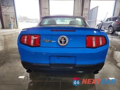 Zdjęcie 6 z 13 samochodu: 2012 FORD MUSTANG VIN:1ZVBP8EM1C5218452 - miniatura