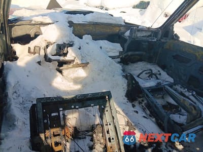 Zdjęcie 8 z 11 samochodu: 2000 CHEV TAHOE LT 4WD VIN:1GNEK13R8YR185218 - miniatura