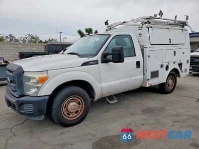 Drugie zdjęcie samochodu z przodu: 2013 FORD F350 SUPER DUTY VIN:1FDRF3A63DEB92125 - miniatura