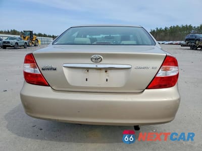 Zdjęcie 6 z 11 samochodu: 2004 TOYOTA CAMRY XLE VIN:4T1BE30K04U832347 - miniatura