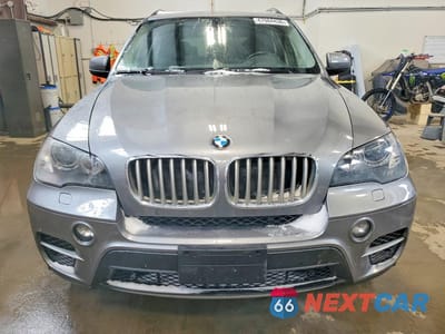 Piąte zdjęcie samochodu w środku: 2011 BMW X5 XDRIVE50I VIN:5UXZV8C56BL420411 - miniatura