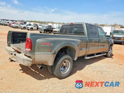 Trzecie zdjęcie samochodu z tyłu: 2004 FORD F350 SUPER DUTY VIN:1FTWW33P64EB32644 - miniatura