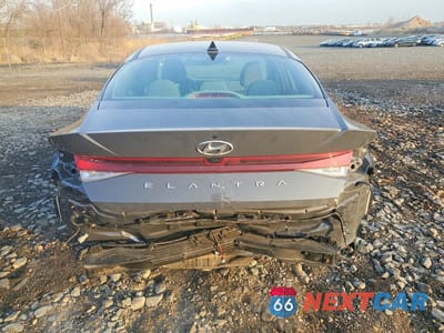 Zdjęcie 6 z 12 samochodu: 2023 HYUNDAI ELANTRA VIN:KMHLS4AG0PU628021 - miniatura