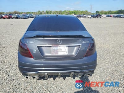 Zdjęcie 6 z 11 samochodu: 2013 MERCEDES-BENZ C 300 4MATIC VIN:WDDGF8AB0DR287472 - miniatura