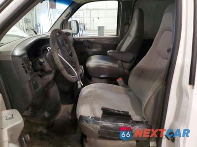 Zdjęcie 7 z 12 samochodu: 2004 CHEVROLET EXPRESS 2500 DELIVERY VAN VIN:1GCGG25V041137059 - miniatura