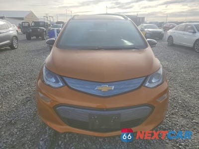 Piąte zdjęcie samochodu w środku: 2017 CHEVROLET BOLT EV PREMIER VIN:1G1FX6S05H4188288 - miniatura