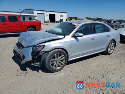 2017 VOLKSWAGEN PASSAT SEL PREMIUM 1VWCT7A32HC003026 - główne zdjęcie licytacji z USA - miniatura