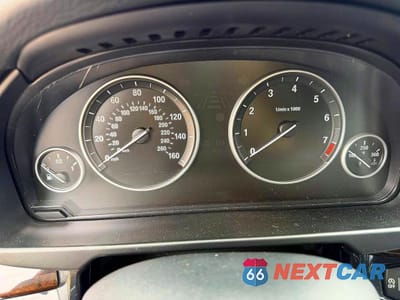 Zdjęcie 8 z 11 samochodu: 2016 BMW X5 SDRIVE35I VIN:5UXKR2C59G0R69371 - miniatura
