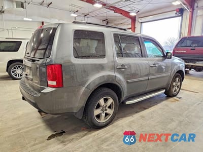 Trzecie zdjęcie samochodu z tyłu: 2009 HONDA PILOT EXL VIN:5FNYF48699B031666 - miniatura