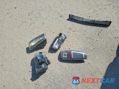 Zdjęcie 12 z 12 samochodu: 2005 CHEVROLET SILVERADO K1500 VIN:2GCEK13T651399049 - miniatura