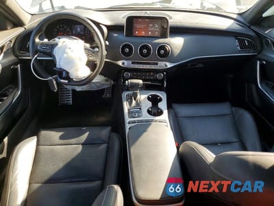 Zdjęcie 8 z 12 samochodu: 2021 KIA STINGER GT VIN:KNAE35LC6M6096720 - miniatura