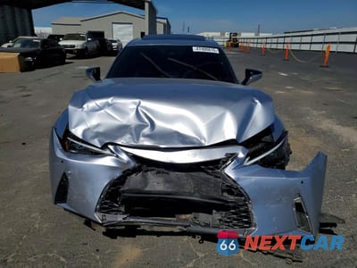 Piąte zdjęcie samochodu w środku: 2023 LEXUS IS 300 BASE VIN:JTHDA1D25P5126771 - miniatura