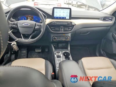 Zdjęcie 8 z 12 samochodu: 2022 FORD ESCAPE TITANIUM VIN:1FMCU9J9XNUA60088 - miniatura