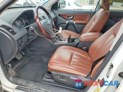 Zdjęcie 7 z 13 samochodu: 2014 VOLVO XC90 3.2 VIN:YV4952CZ5E1701453 - miniatura