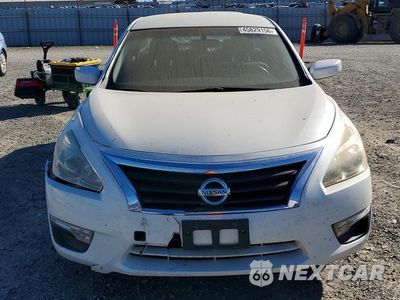 Piąte zdjęcie samochodu w środku: 2015 NISSAN ALTIMA 2.5 S VIN:1N4AL3AP6FC135005 - miniatura
