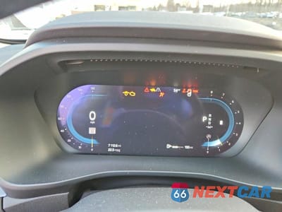 Zdjęcie 9 z 14 samochodu: 2025 VOLVO XC40 PLUS VIN:YV4L12UC5S2458650 - miniatura