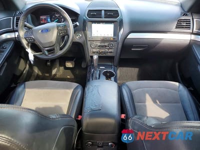 Zdjęcie 8 z 12 samochodu: 2017 FORD EXPLORER XLT VIN:1FM5K8D82HGA83606 - miniatura