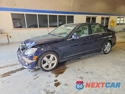 2010 MERCEDES-BENZ C 300 WDDGF5EB5AR098112 - główne zdjęcie licytacji z USA - miniatura