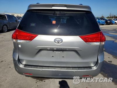 Zdjęcie 6 z 14 samochodu: 2013 TOYOTA SIENNA XLE 8-PASSENGER VIN:5TDYK3DCXDS332906 - miniatura