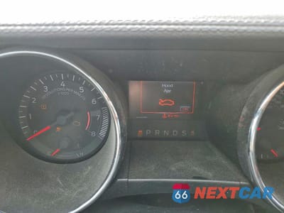 Zdjęcie 9 z 11 samochodu: 2016 FORD MUSTANG VIN:1FA6P8AMXG5202224 - miniatura