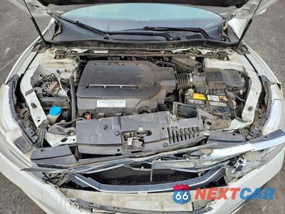 Zdjęcie 11 z 12 samochodu: 2016 HONDA ACCORD TOURING VIN:1HGCR3F92GA030410 - miniatura