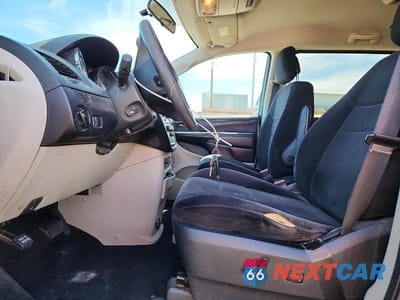 Zdjęcie 7 z 13 samochodu: 2011 DODGE GRAND CARAVAN MAINSTREET VIN:2D4RN3DG8BR626456 - miniatura