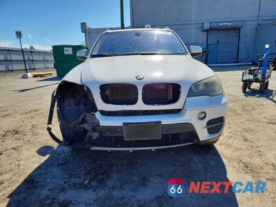 Piąte zdjęcie samochodu w środku: 2011 BMW X5 XDRIVE35I VIN:5UXZV4C55BL404130 - miniatura
