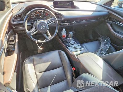 Zdjęcie 8 z 13 samochodu: 2023 MAZDA CX-30 PREMIUM VIN:3MVDMBDM9PM579557 - miniatura