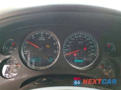 Zdjęcie 9 z 11 samochodu: 2014 GMC YUKON XL K1500 SLT VIN:1GKS2KE74ER193362 - miniatura