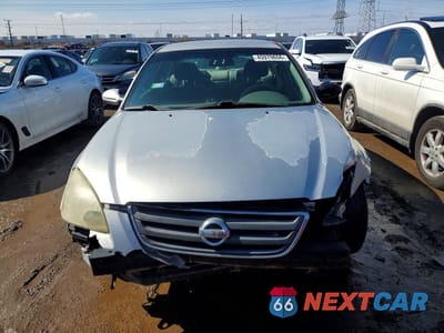 Piąte zdjęcie samochodu w środku: 2004 NISSAN ALTIMA 2.5 VIN:1N4AL11DX4C119283 - miniatura