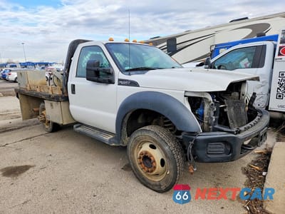 Czwarte zdjęcie samochodu z boku: 2013 FORD F450 SUPER DUTY FLATBED TRUCK VIN:1FDUF4GY5DEB14678 - miniatura