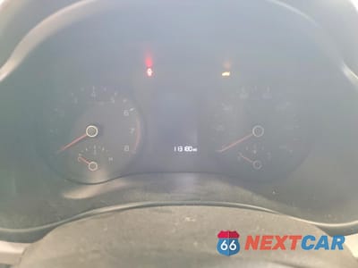 Zdjęcie 9 z 13 samochodu: 2019 KIA RIO S VIN:3KPA24AB0KE158645 - miniatura