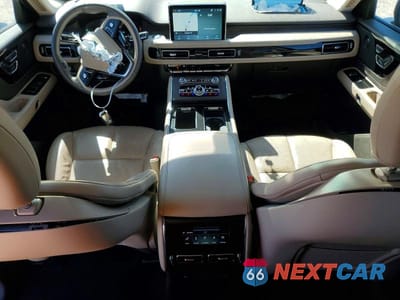 Zdjęcie 8 z 13 samochodu: 2023 LINCOLN AVIATOR RESERVE VIN:5LM5J7XC3PGL02050 - miniatura