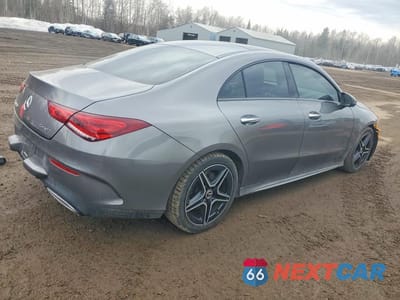 Trzecie zdjęcie samochodu z tyłu: 2020 MERCEDES-BENZ CLA 250 4MATIC VIN:W1K5J4HB4LN127864 - miniatura