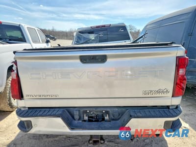 Zdjęcie 10 z 13 samochodu: 2022 CHEVROLET SILVERADO K3500 HIGH COUNTRY VIN:1GC4YVEY8NF270409 - miniatura