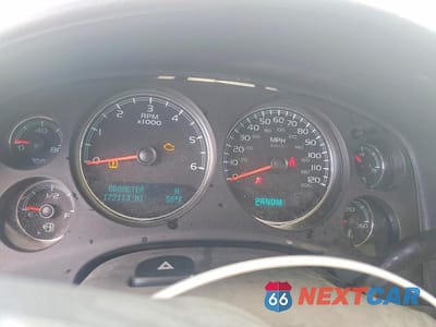 Zdjęcie 9 z 12 samochodu: 2011 CHEVROLET TAHOE C1500 LT VIN:1GNSCBE06BR129550 - miniatura