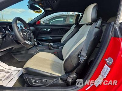 Czwarte zdjęcie samochodu z boku: 2017 FORD MUSTANG VIN:1FATP8UH9H5334393 - miniatura