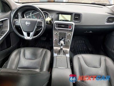 Zdjęcie 8 z 12 samochodu: 2015 VOLVO S60 PREMIER VIN:YV140MFK0F1335273 - miniatura