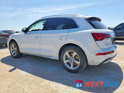 Drugie zdjęcie samochodu z przodu: 2021 AUDI Q5 PREMIUM VIN:WA1AAAFY4M2052062 - miniatura
