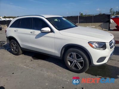 Czwarte zdjęcie samochodu z boku: 2016 MERCEDES-BENZ GLC 300 VIN:WDC0G4JB5GF109560 - miniatura