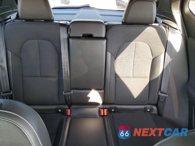 Zdjęcie 10 z 12 samochodu: 2020 VOLVO XC40 T5 MOMENTUM VIN:YV4162UK5L2254562 - miniatura