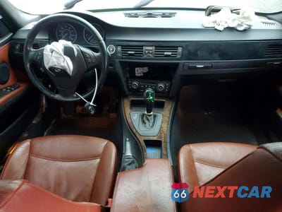 Zdjęcie 8 z 13 samochodu: 2010 BMW 328 I VIN:WBAPH7G53ANM49546 - miniatura