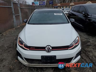 Piąte zdjęcie samochodu w środku: 2021 VOLKSWAGEN GTI S VIN:3VW6T7AUXMM008750 - miniatura