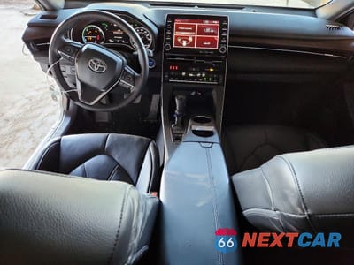 Zdjęcie 8 z 13 samochodu: 2021 TOYOTA AVALON HYBRID XLE VIN:4T1JA1AB7MU004094 - miniatura