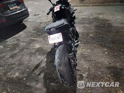 Czwarte zdjęcie samochodu z boku: 2025 SUZUKI GSX800 F VIN:JS1EM13B7S7101084 - miniatura