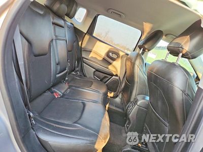 Zdjęcie 11 z 13 samochodu: 2018 JEEP COMPASS LATITUDE VIN:3C4NJCBB1JT182198 - miniatura