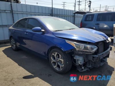 Czwarte zdjęcie samochodu z boku: 2021 KIA FORTE LXS VIN:3KPF24AD1ME272101 - miniatura